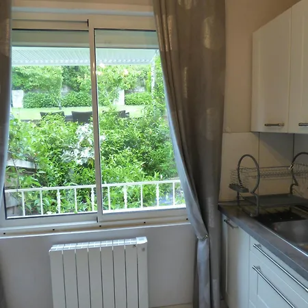 Le Clos Des Camelias, 4 Chambres- 8 Personnes- 300m De La Tatil Evi