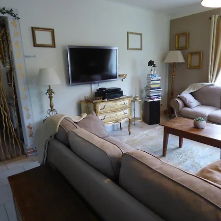Le Clos Des Camelias Holiday home
