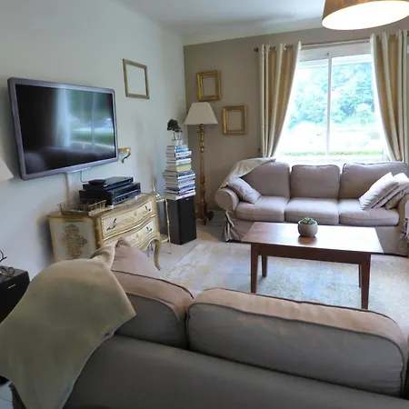 Tatil Evi Le Clos Des Camelias, 4 Chambres- 8 Personnes- 300m De La *