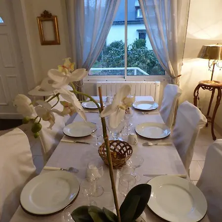 Le Clos Des Camelias, 4 Chambres- 8 Personnes- 300m De La *