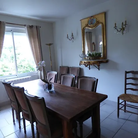 Le Clos Des Camelias, 4 Chambres- 8 Personnes- 300m De La *