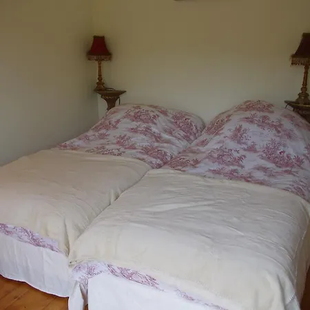 펜션 Le Clos Des Camelias, 4 Chambres- 8 Personnes- 300m De La